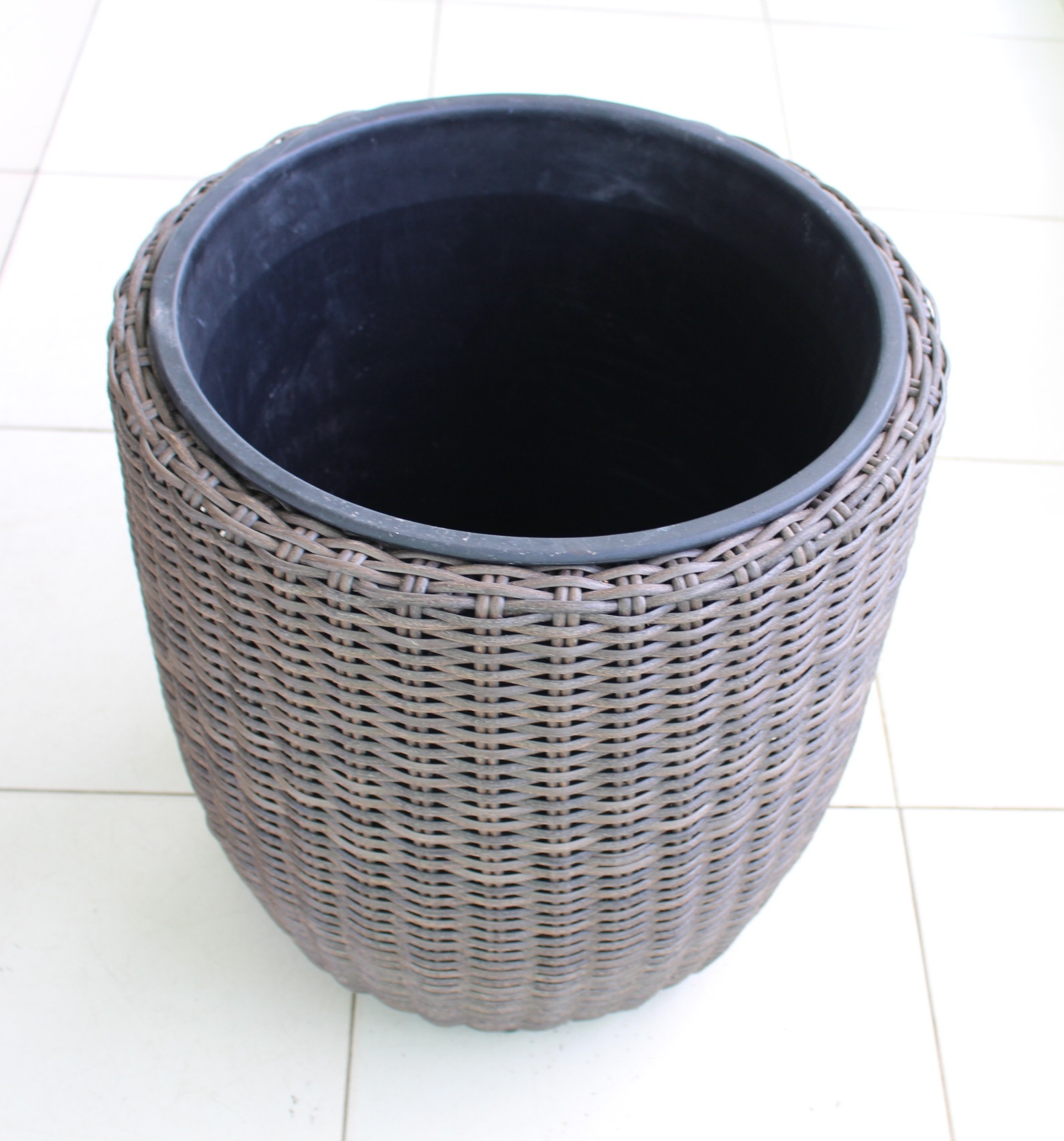 Plastic planter LTPL 2008