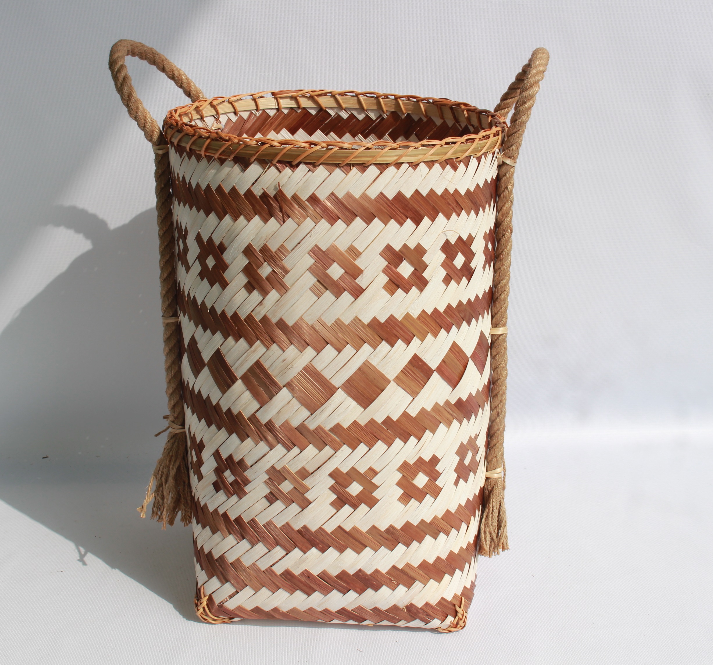 Bamboo basket LTTR 1604