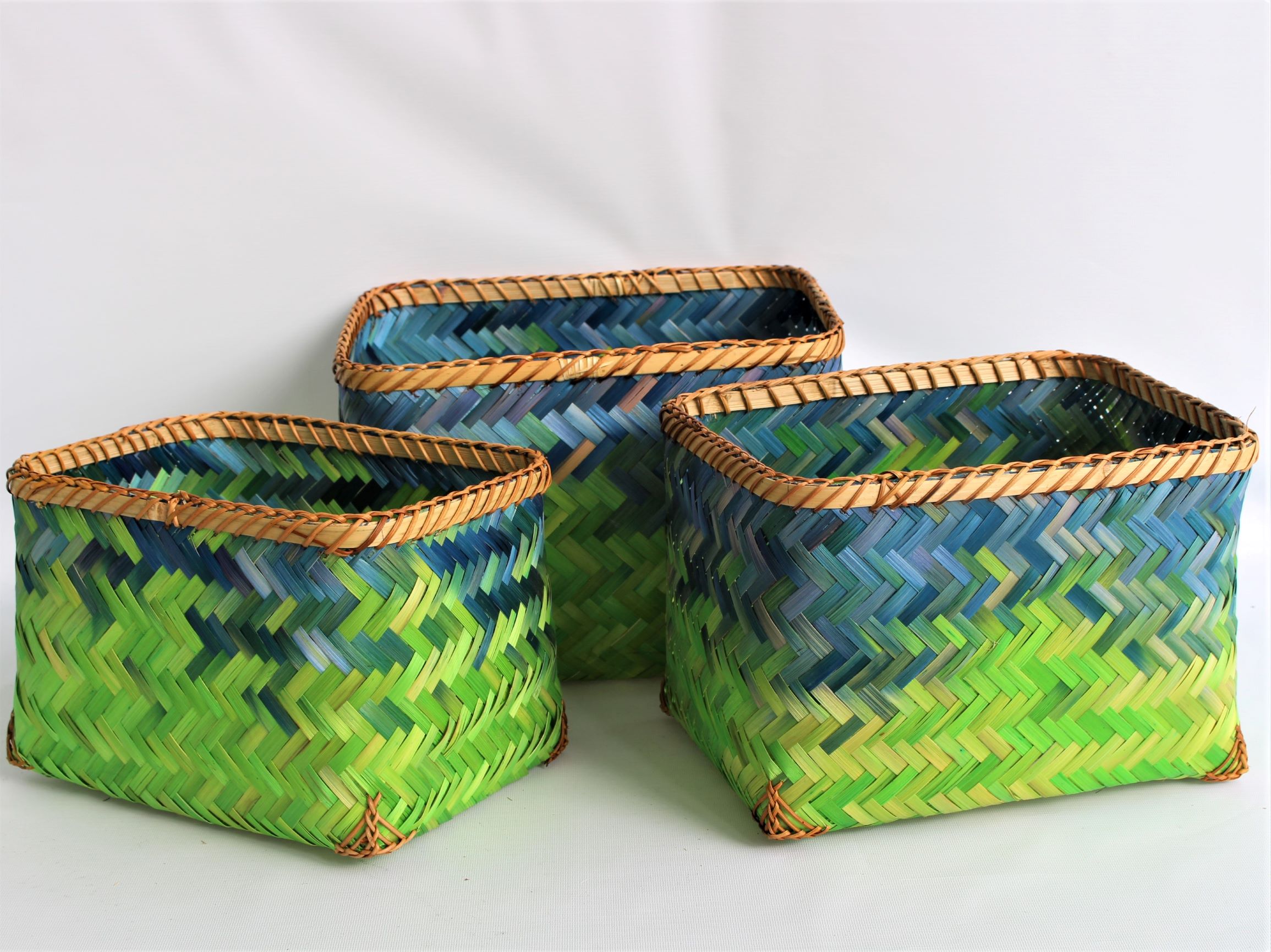 Bamboo basket LTTR1614