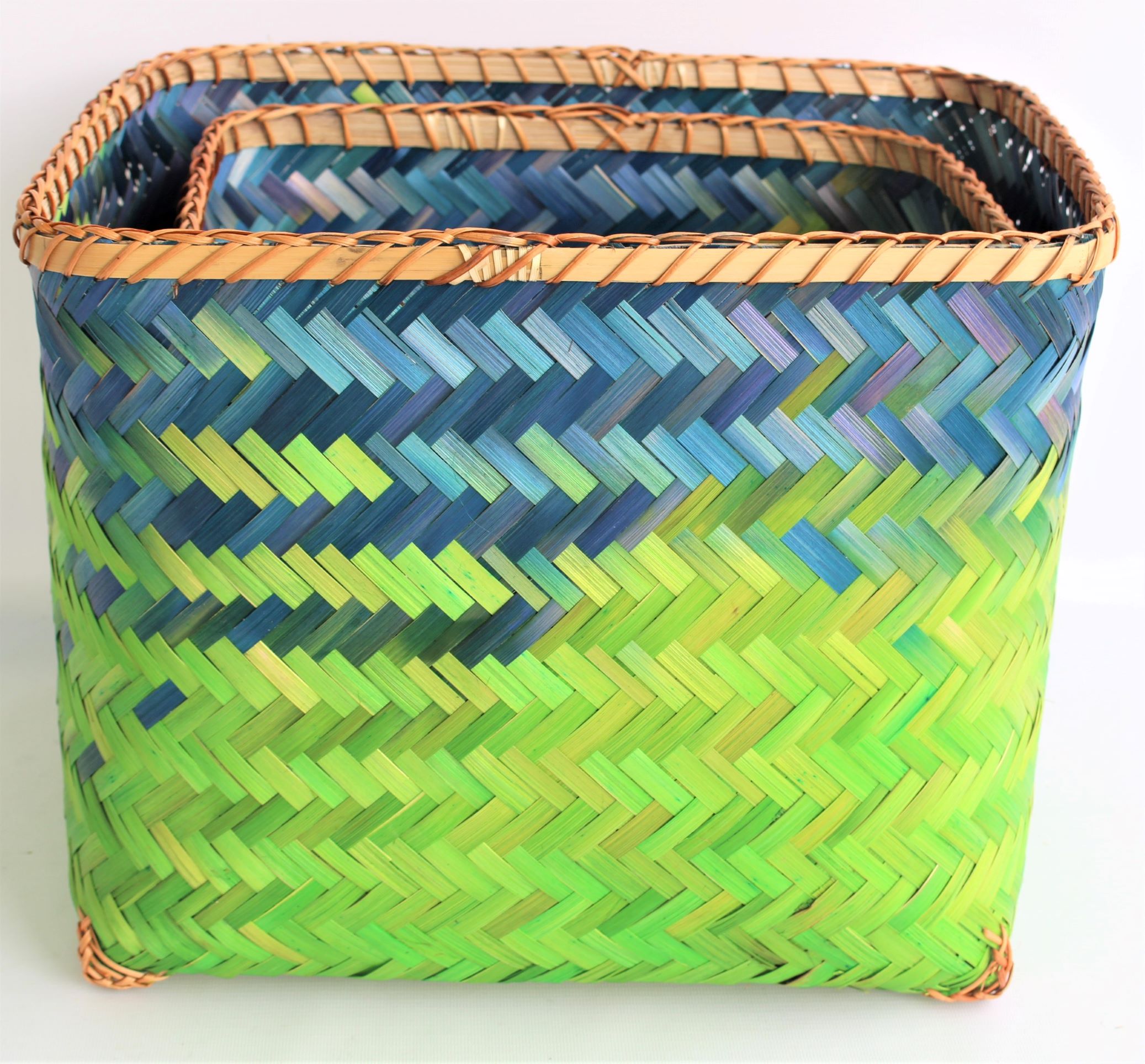 Bamboo basket LTTR1621